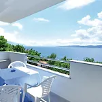 4 * ミミツェ